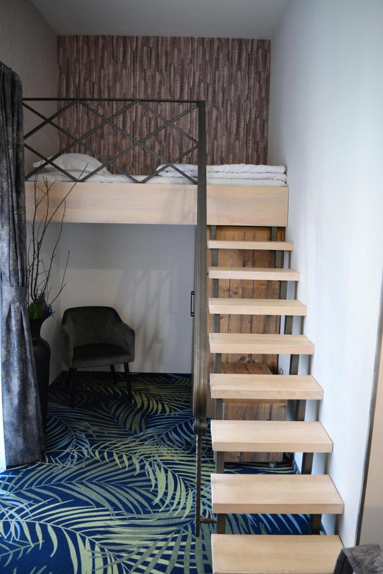 Art Hotel Sybin Zewnętrze zdjęcie