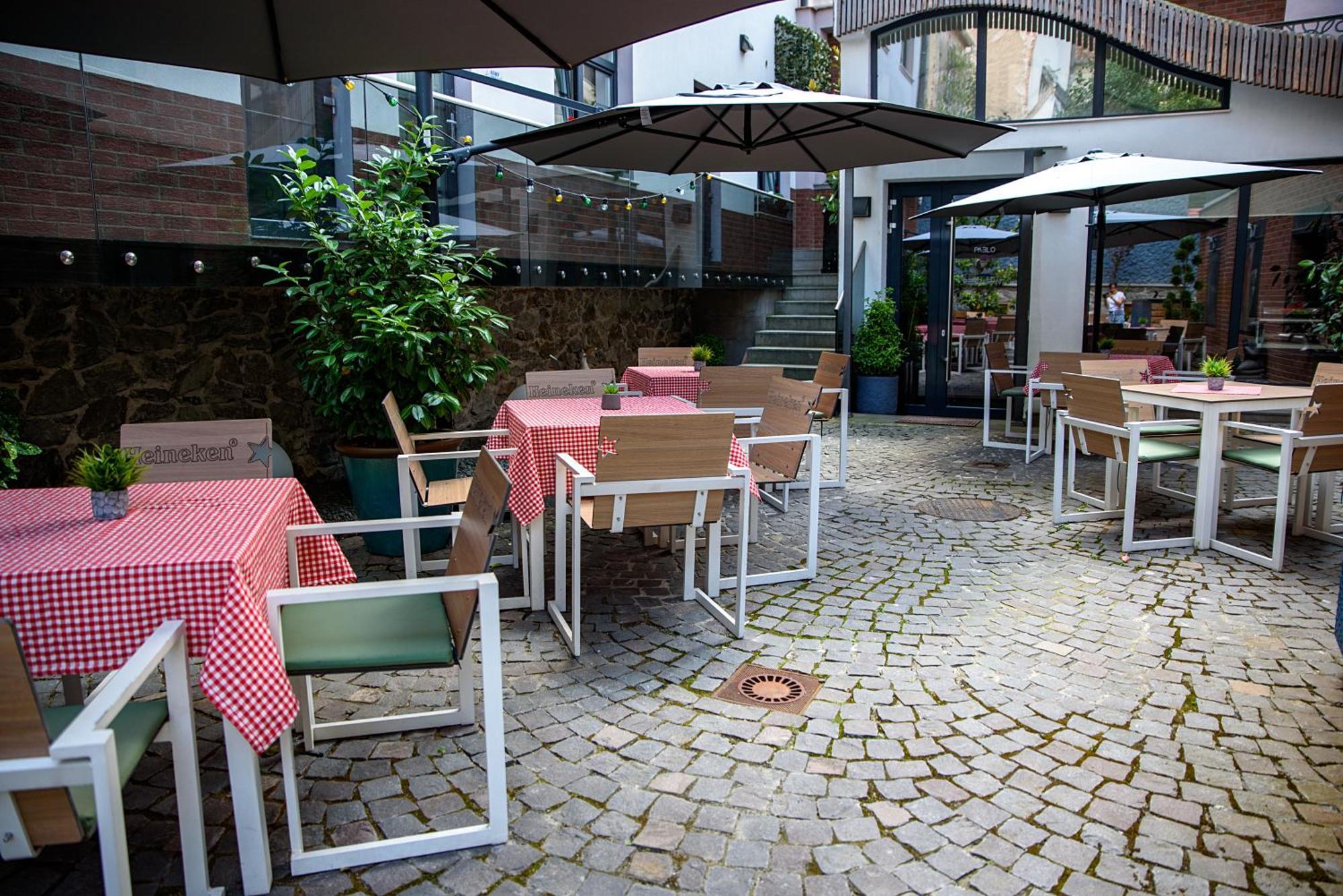 Art Hotel Sybin Zewnętrze zdjęcie