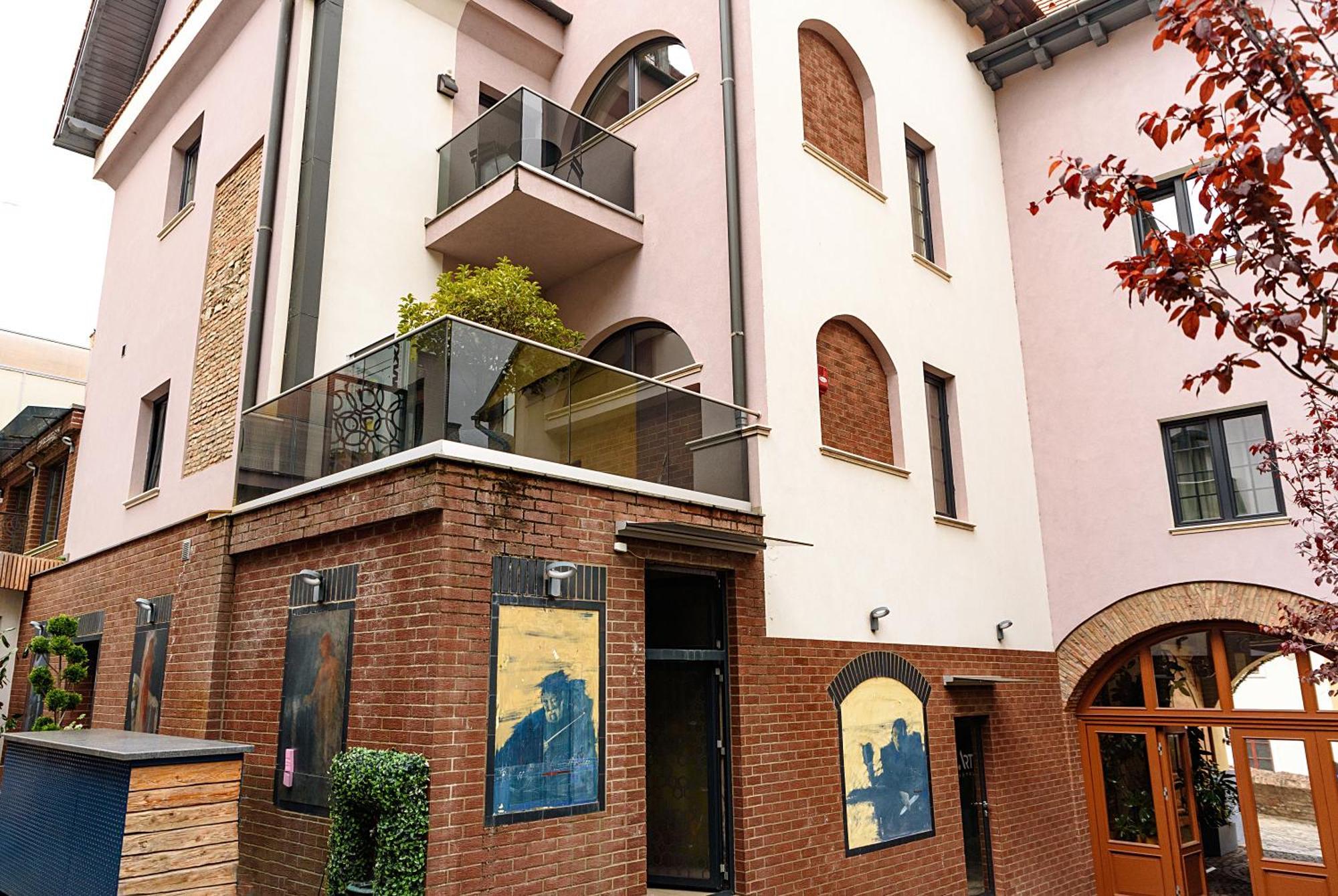 Art Hotel Sybin Zewnętrze zdjęcie