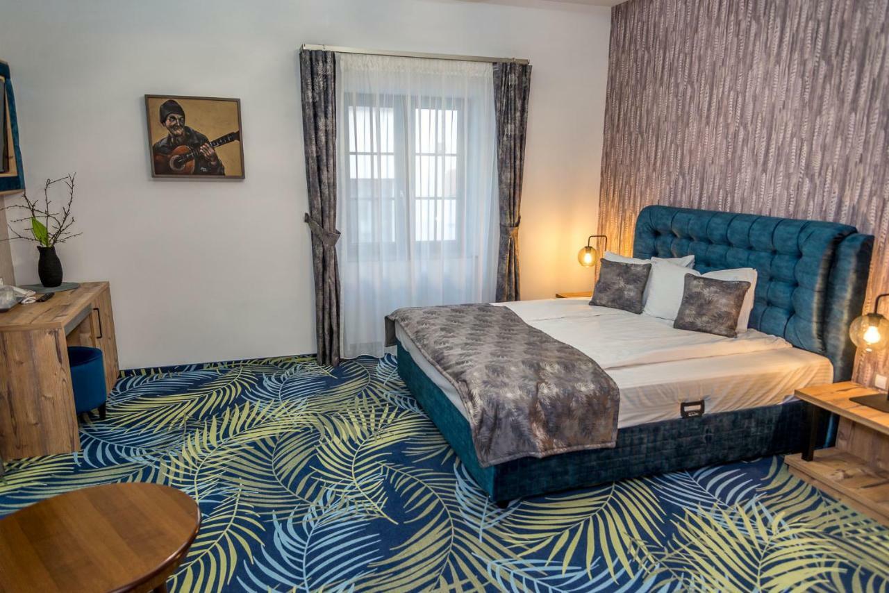Art Hotel Sybin Zewnętrze zdjęcie